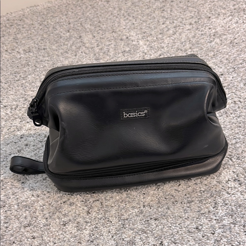 Basics toiletries toiletry bag travel makeup black
